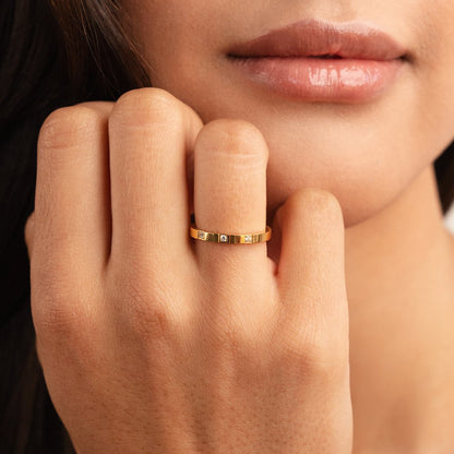 Lucia Crystal Ring