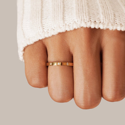 Lucia Crystal Ring